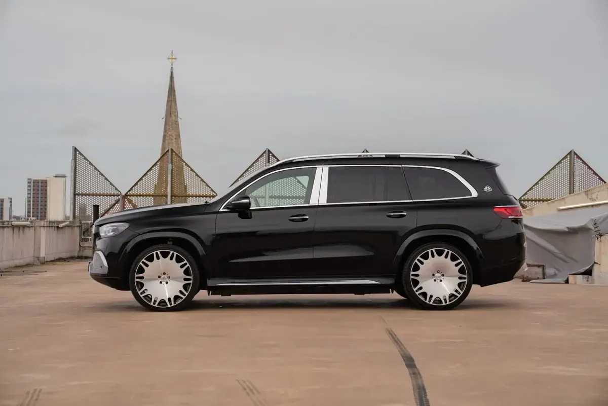 Used Mercedes GLS600 Maybach 558 HP (410 kW) 2023 Black SUV