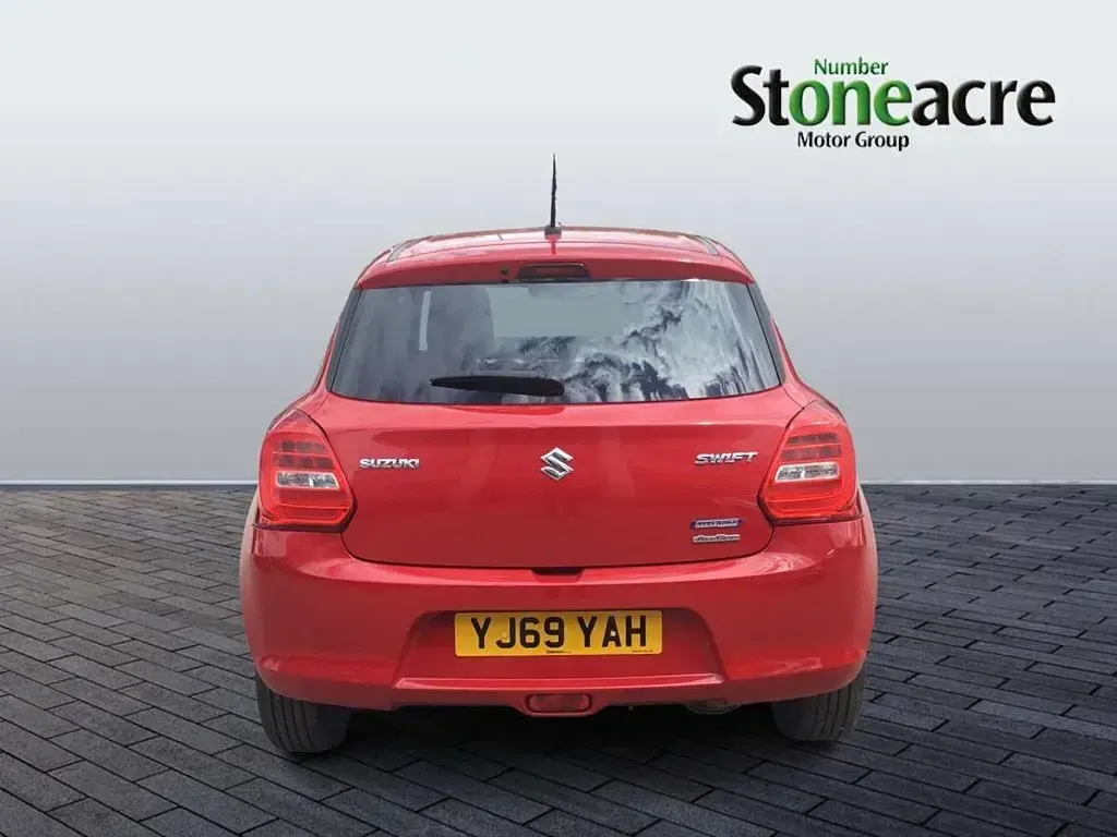 Used Suzuki Swift SZ5 90 HP (66 kW) 2019 Red Hatchback
