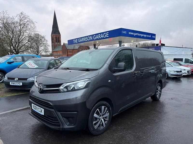 Used Toyota Proace 120 HP (88 kW) 2019 Grey MPV