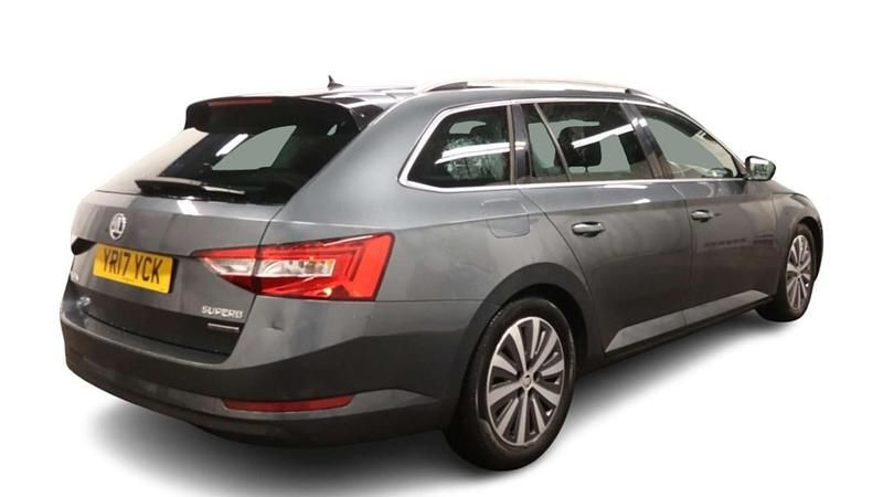 Used Skoda Superb GreenLine 120 HP (88 kW) 2017 Grey Estate