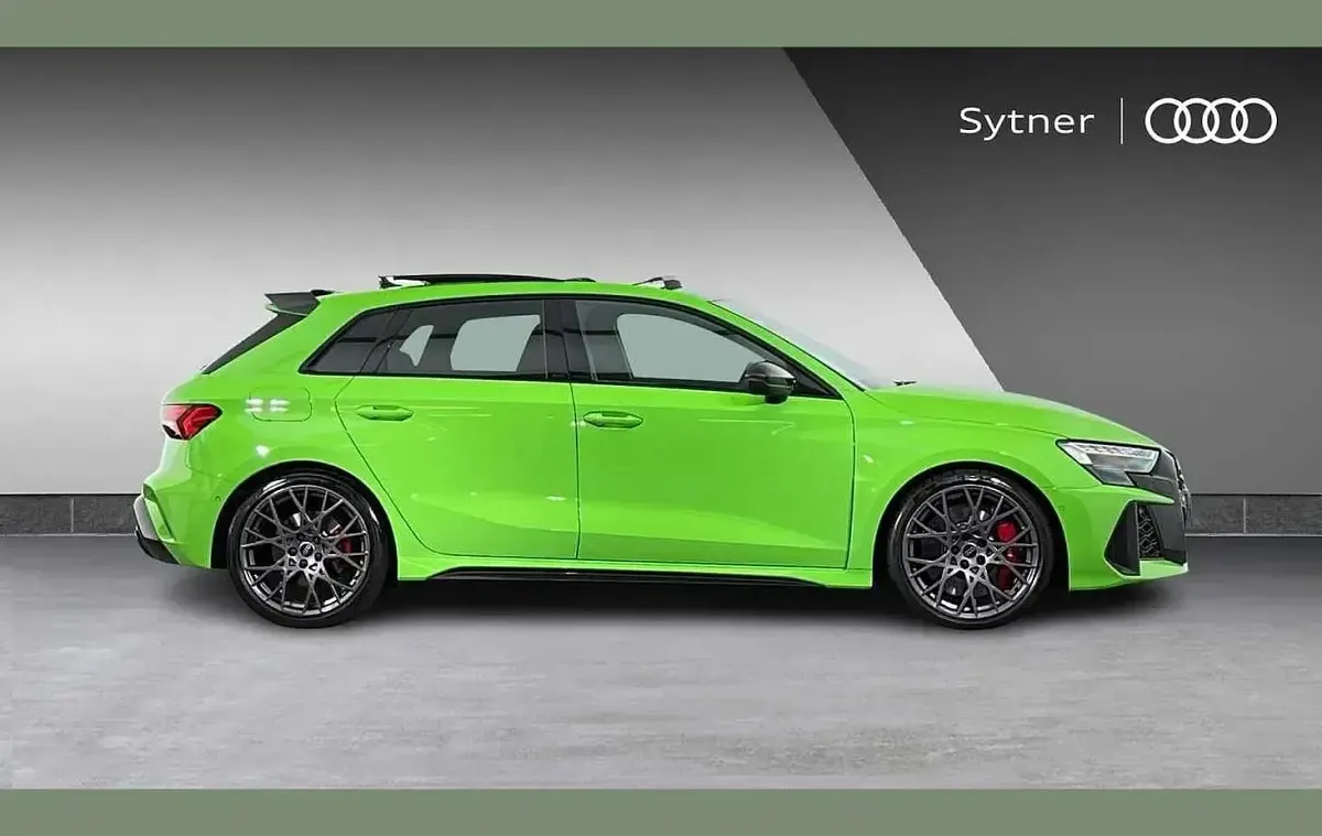 Used Audi RS3 Comfort 400 HP (294 kW) 2025 Green Sedan