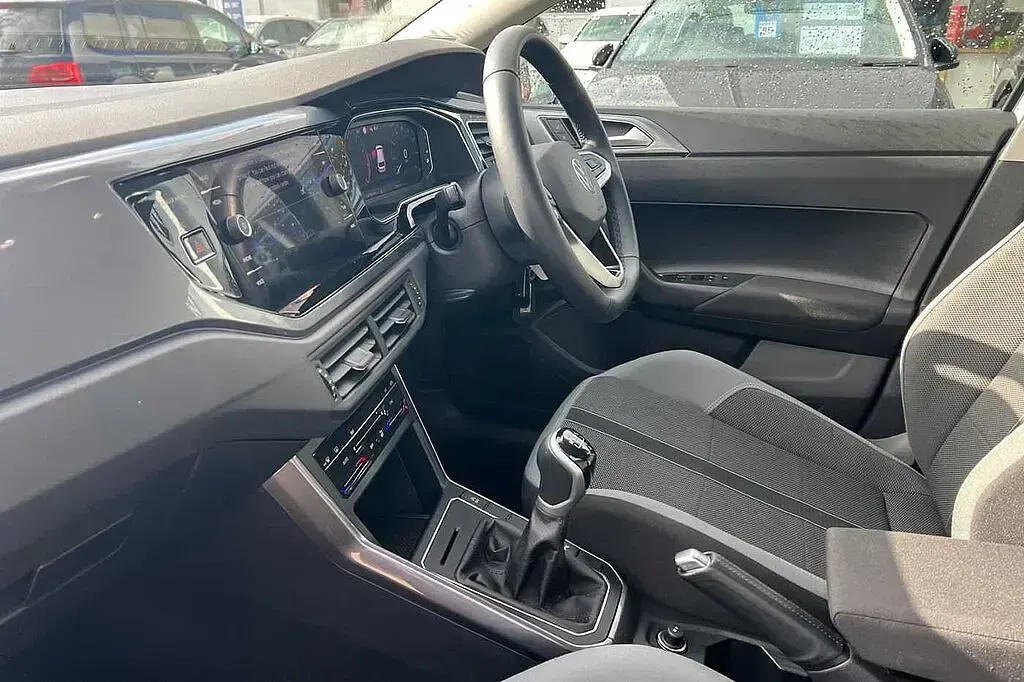 Used VW Polo 95 HP (69 kW) 2023 Hatchback