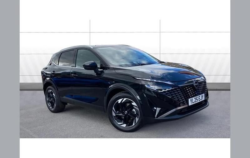 Black New 2025 Nissan Qashqai N-Connecta SUV | £23,900 - Image 1/4