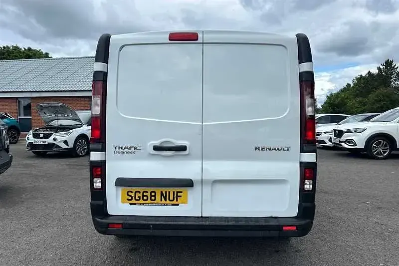 Used Renault Trafic Business 2018 White MPV