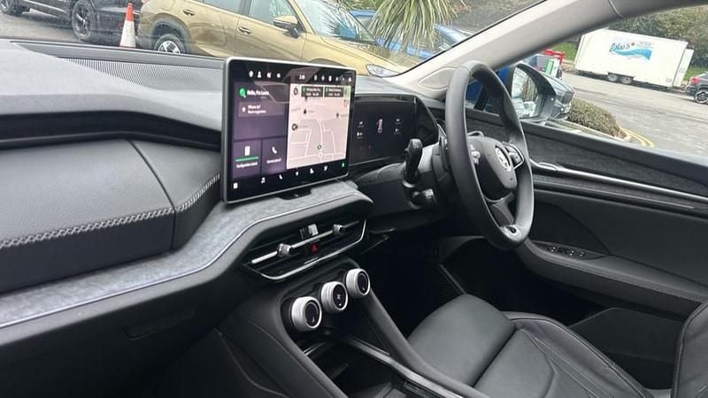 Used Skoda Kodiaq SE L 150 HP (110 kW) 2024 Race blue metallic SUV