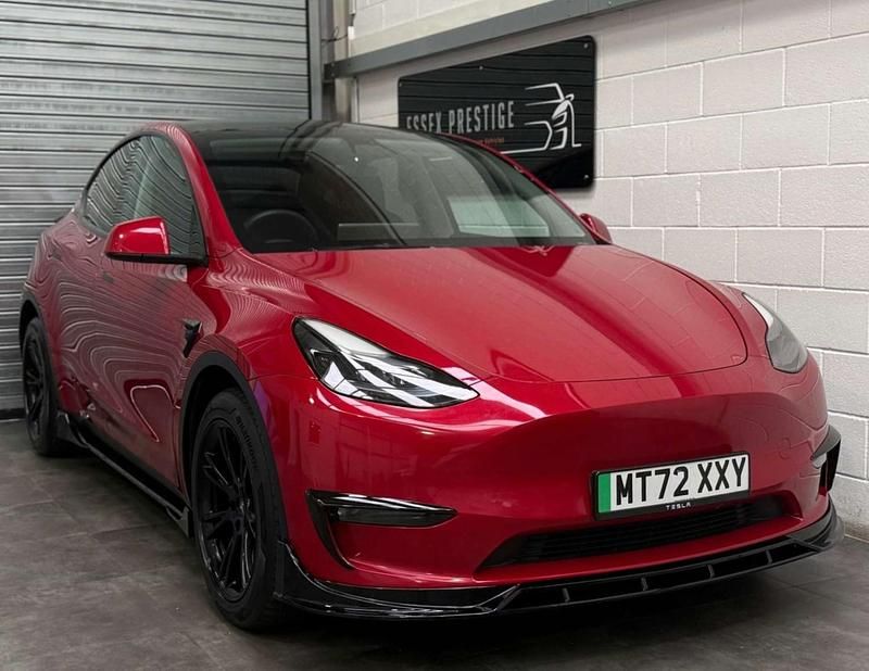 Red Used 2022 Tesla Model Y Long Range AWD SUV | £19,991 (Good price) - Image 1/4