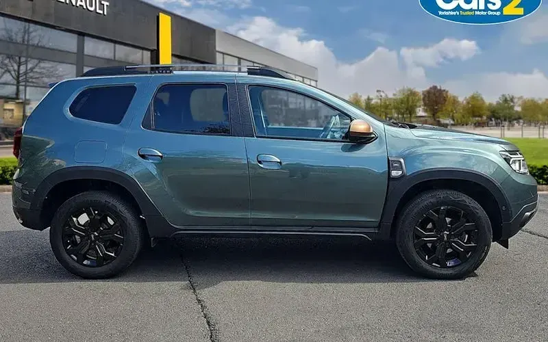 Used Dacia Duster Extreme 150 HP (110 kW) 2023 Green SUV