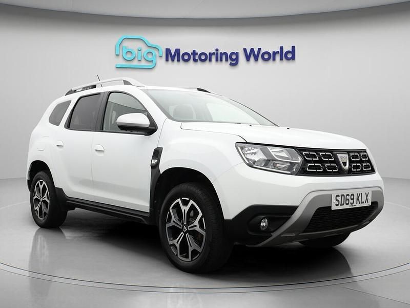 White Used 2019 Dacia Duster Prestige SUV | £9,300 (Fair price) - Image 1/4
