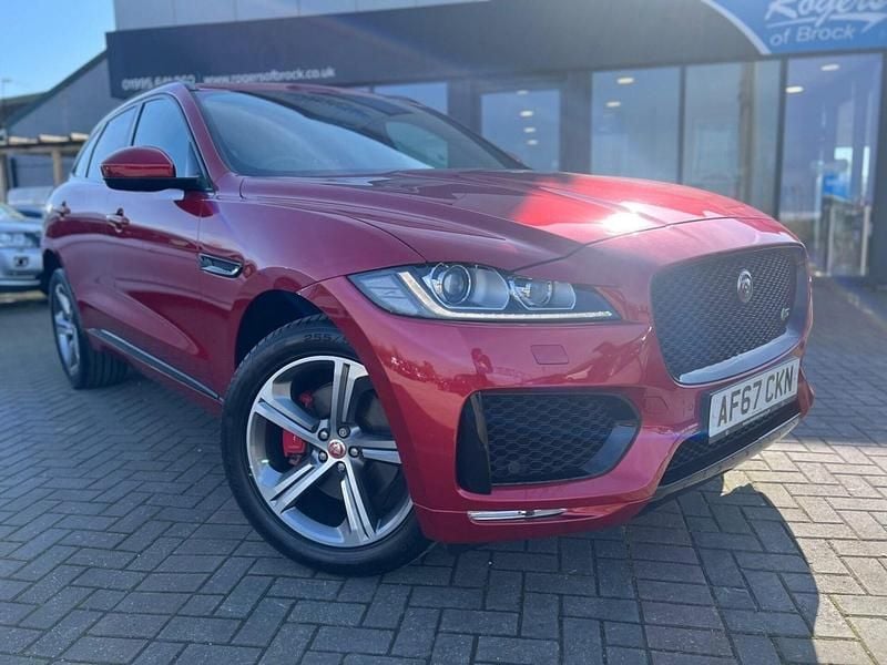 Usado Jaguar F-Pace S 300 HP (220 kW) 2017 Vermelho SUV