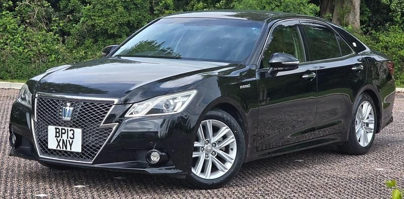 Used Toyota Crown 2025 Black Sedan