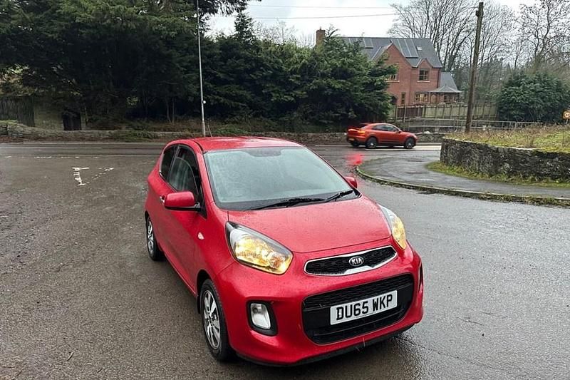 Used Kia Picanto 65 HP (47 kW) 2016 Red Hatchback