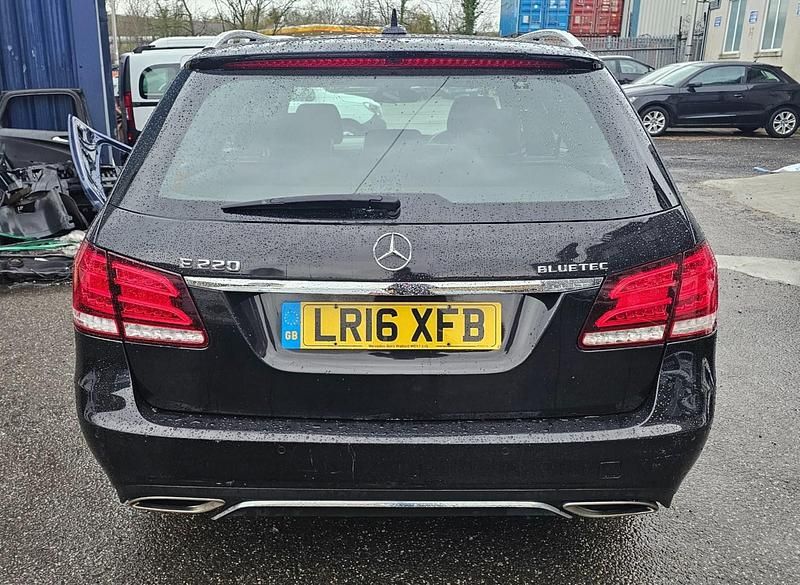 Used Mercedes E220 SE 2016 Black Estate