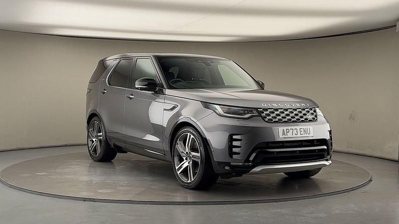 Used Land Rover Discovery 5 S 2023 Eiger grey SUV