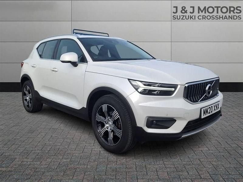 White Used 2020 Volvo XC40 Inscription SUV | £22,495 (Fair price) - Image 1/4