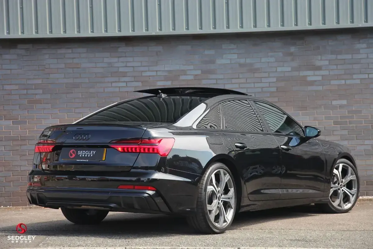 Used Audi A6 Comfort 286 HP (210 kW) 2023 Black Sedan