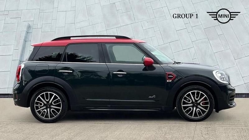 Used Mini John Cooper Works Countryman 228 HP (167 kW) 2017 Green SUV