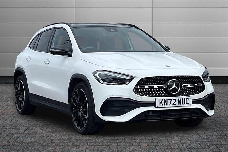 Used Mercedes GLA220 AMG line 190 HP (139 kW) 2022 Polar white SUV