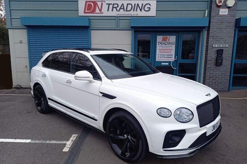 Used 2024 Bentley Bentayga SUV | £117,500 - Image 1/1