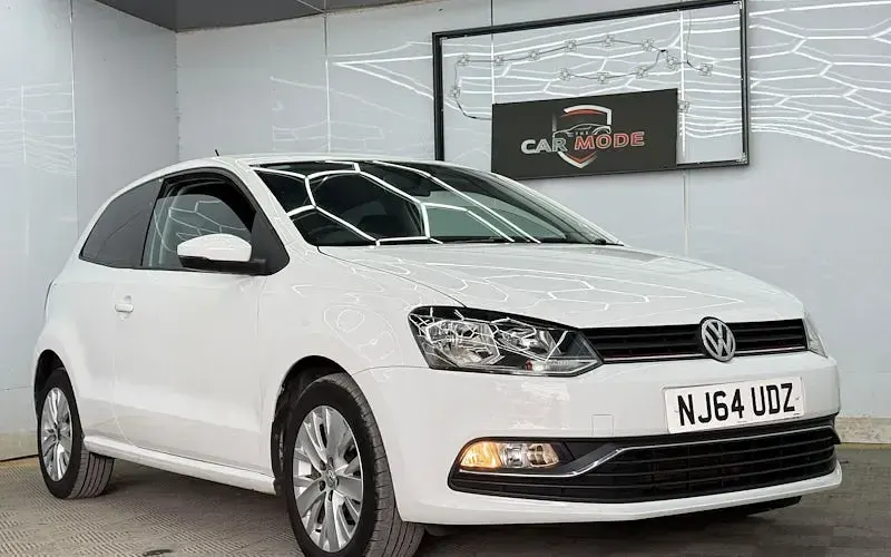 Used VW Polo SE 60 HP (44 kW) 2014 White Hatchback