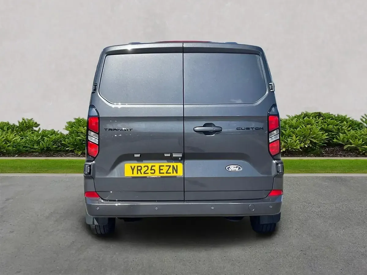 Used Ford Transit Custom Limited 136 HP (100 kW) 2025 Grey Van