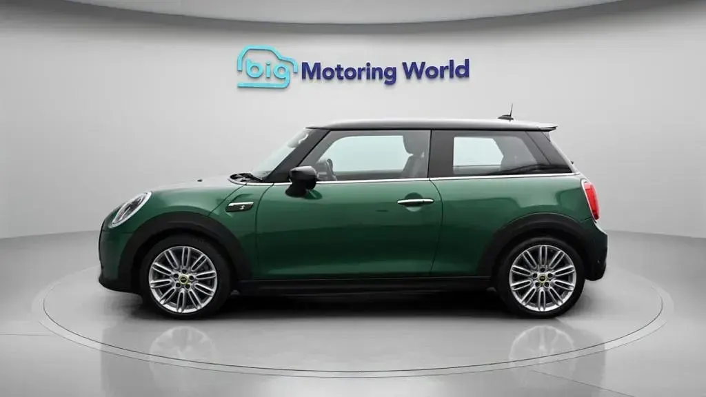 Used Mini Cooper SE Hatch 135 kW (184 HP) 2022 Hatchback