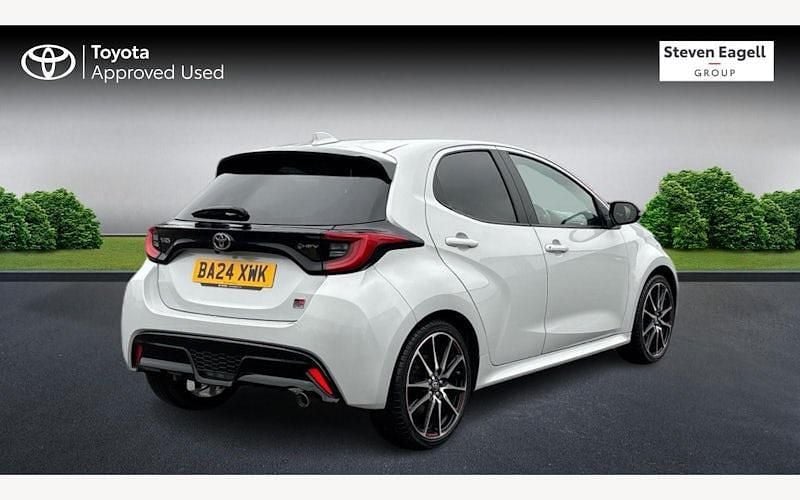 Used Toyota Yaris Hybrid Sport 131 HP (96 kW) 2026 Hatchback