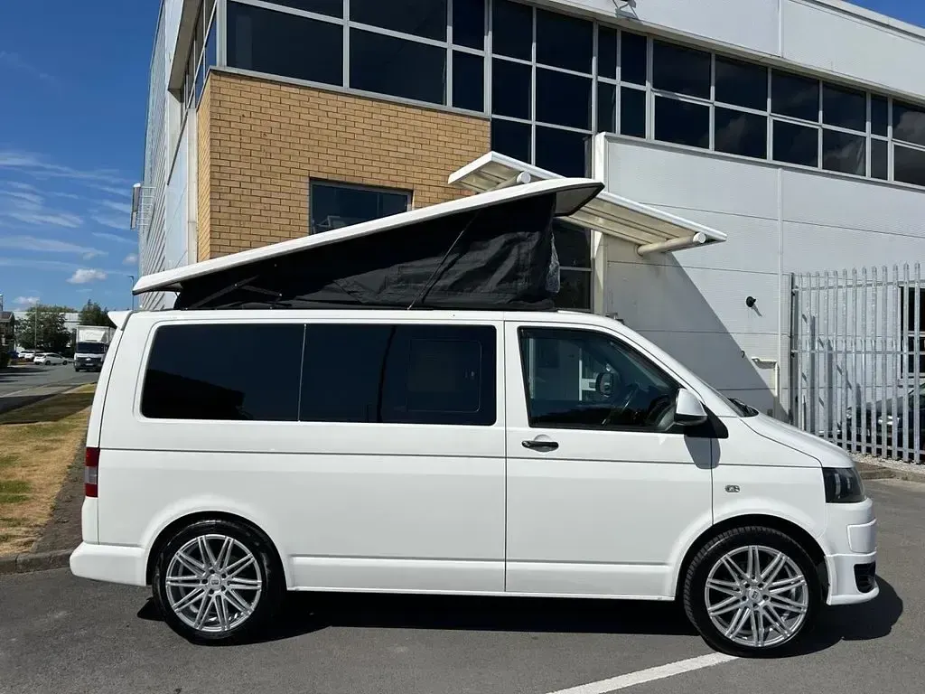 Used VW T5 Startline 102 HP (75 kW) 2013 White Van