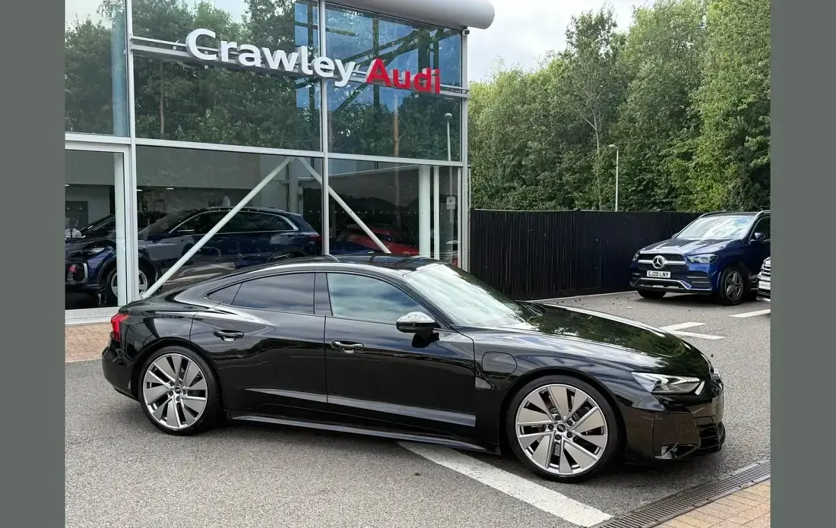 Used Audi RS e-tron GT Comfort 475 kW (646 HP) 2023 Black Sedan