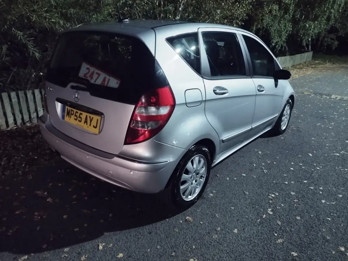 Usado Mercedes A170 Elegance 2006 Prateado Citadino