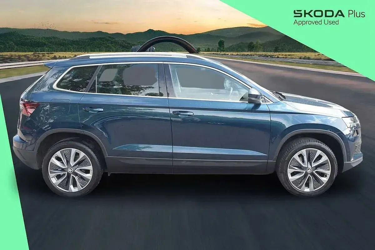 Used Skoda Karoq SE L 150 HP (110 kW) 2024 Lava blue metallic SUV