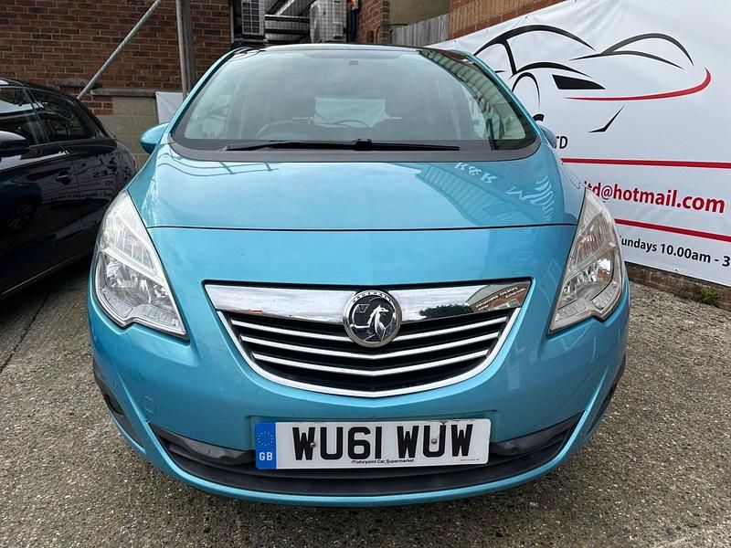 Second-hand Vauxhall Meriva 100 CP (73 kW) 2011 Albastru Monovolum