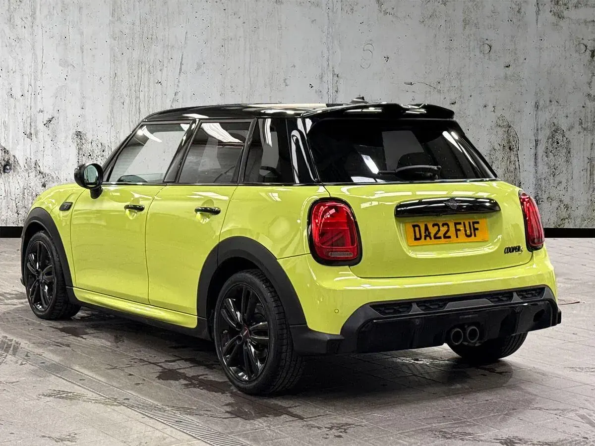 Used Mini Cooper S Hatch 176 HP (129 kW) 2022 Yellow Hatchback