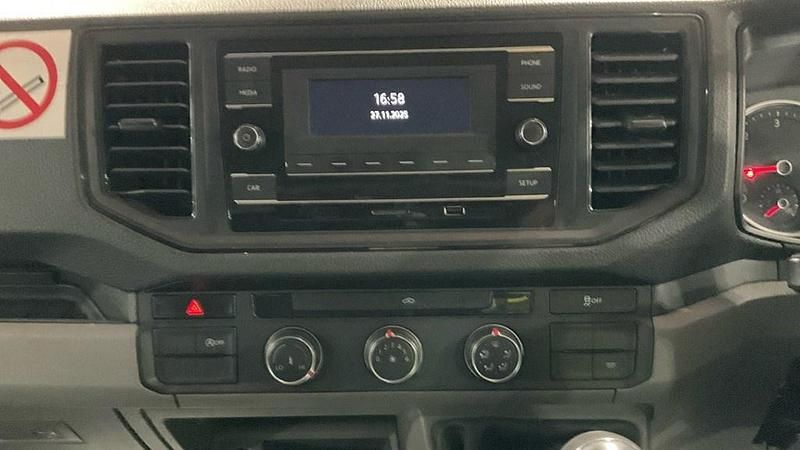 Used VW Crafter 140 HP (102 kW) 2021 White Van