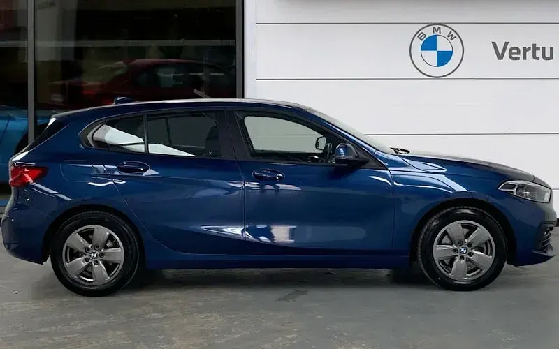 Used BMW 118 Comfort Edition 136 HP (100 kW) 2021 Blue Hatchback