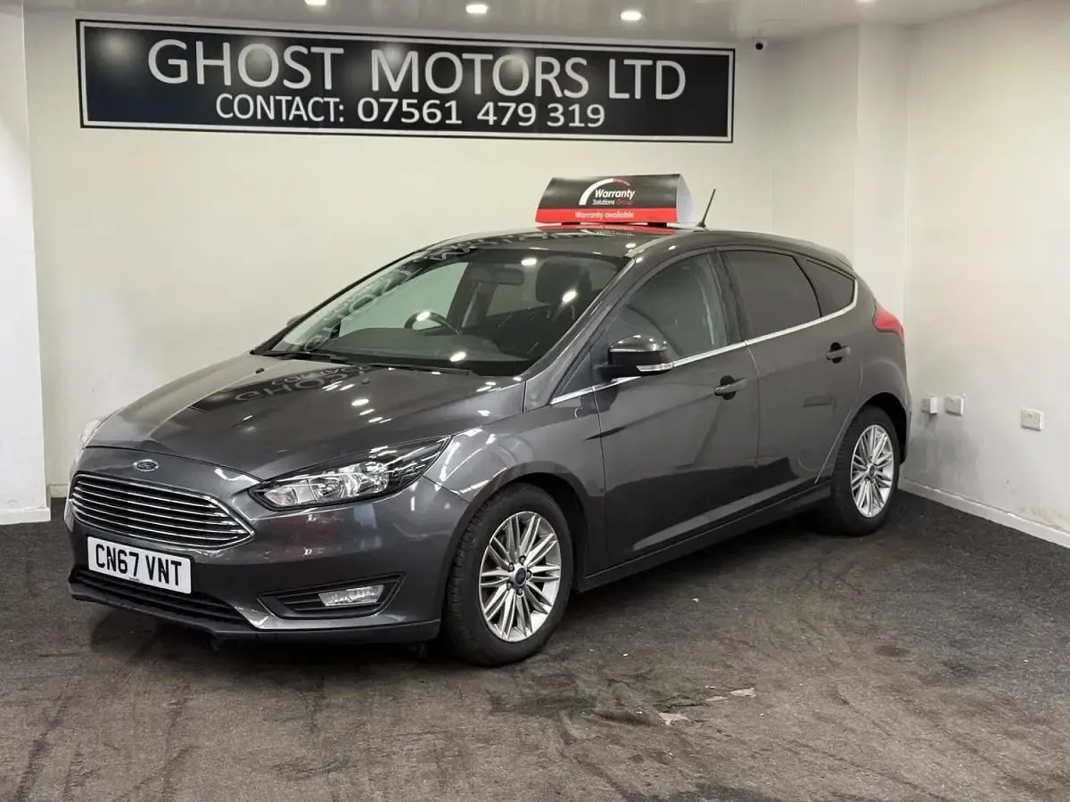 Used Ford Focus Zetec 125 HP (91 kW) 2017 Grey Hatchback