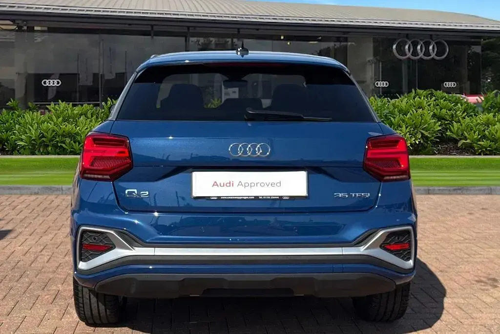 Used Audi Q2 S-Line 150 HP (110 kW) 2025 Blue SUV