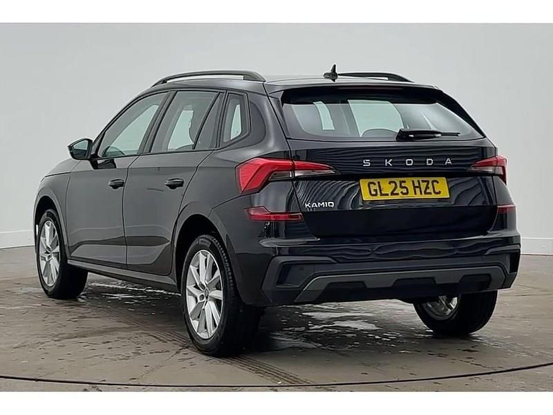 Used Skoda Kamiq SE 70 HP (51 kW) 2025 Black magic pearl effect SUV