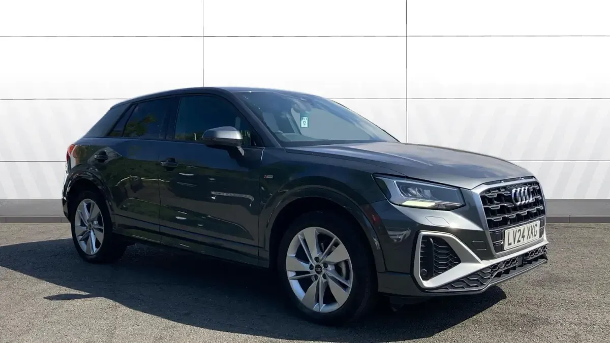 Used Audi Q2 S-Line 150 HP (110 kW) 2024 SUV
