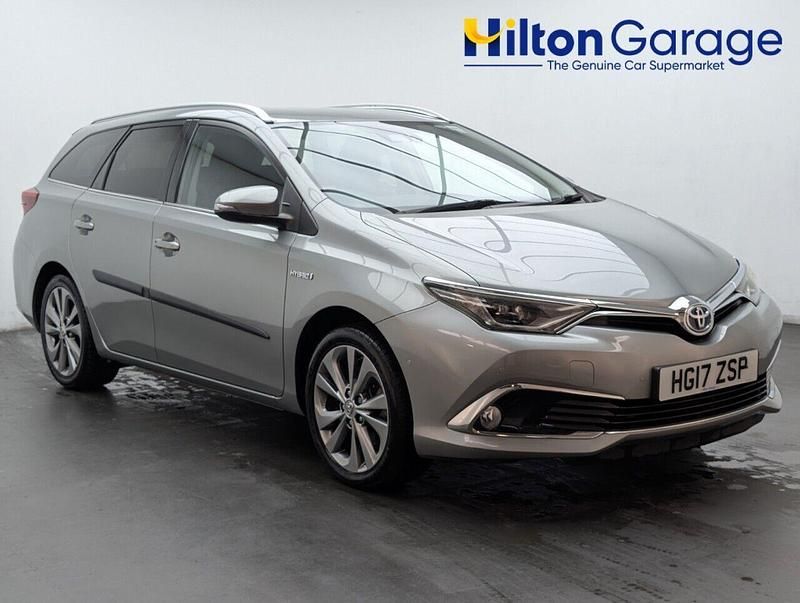 Grey Used 2017 Toyota Auris Hybrid Estate | £12,950 (Fair price) - Image 1/4