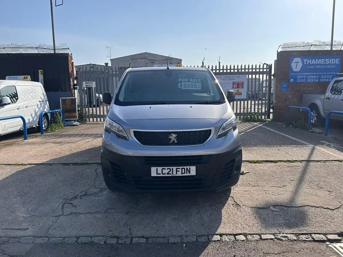 Used Peugeot Expert 100 HP (73 kW) 2021 Grey Van