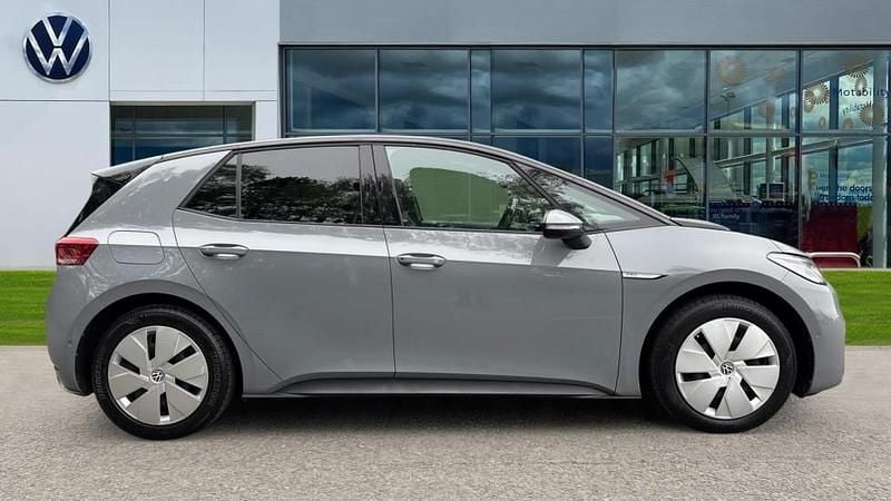 Usado VW ID.3 Pro Performance 150 kW (204 HP) 2022 Cinzento Citadino