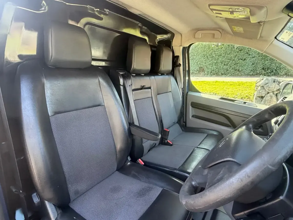 Used Citroën Dispatch 2018 Imperial blue MPV
