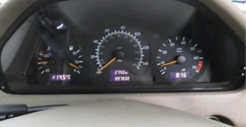 Used Mercedes C200 Elegance 1999 Silver Sedan