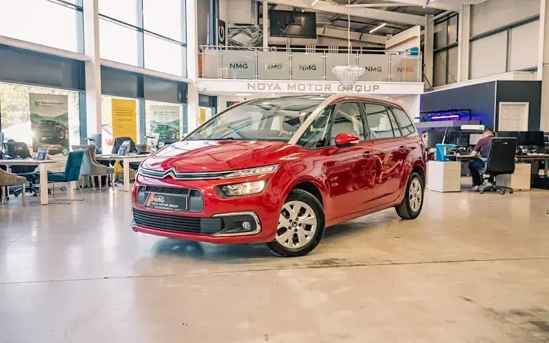 Used Citroën C4 SpaceTourer PureTech 131 HP (96 kW) 2020 MPV