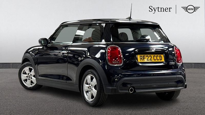 Used Mini Cooper Classic 134 HP (98 kW) 2022 Black Hatchback