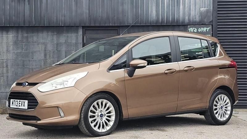 Used Ford B-MAX Titanium 105 HP (77 kW) 2013 Gold MPV