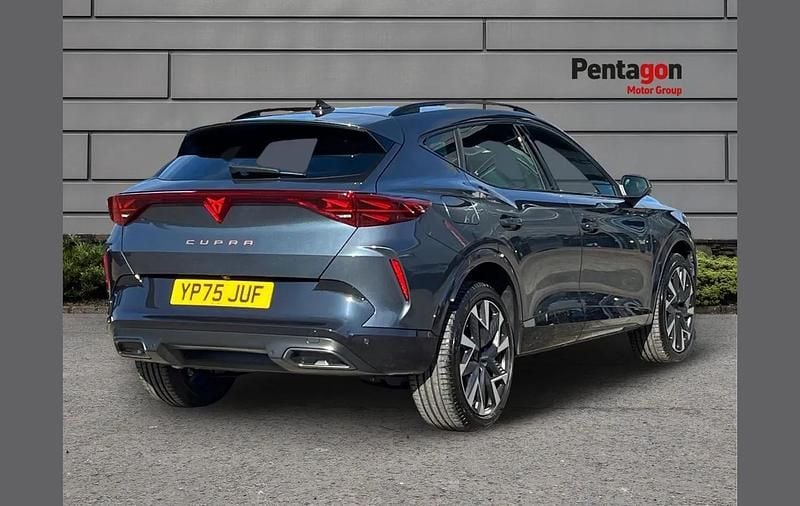 Used Cupra Formentor 147 HP (108 kW) 2025 Grey SUV