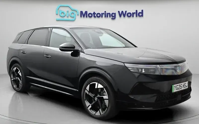 Used Vauxhall Grandland Ultimate 156 kW (213 HP) 2025 SUV