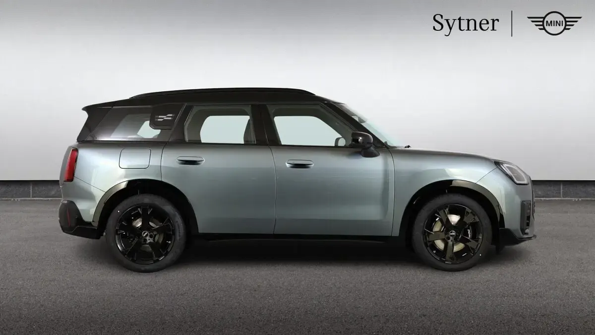 Used Mini Countryman 168 HP (123 kW) 2025 Green SUV
