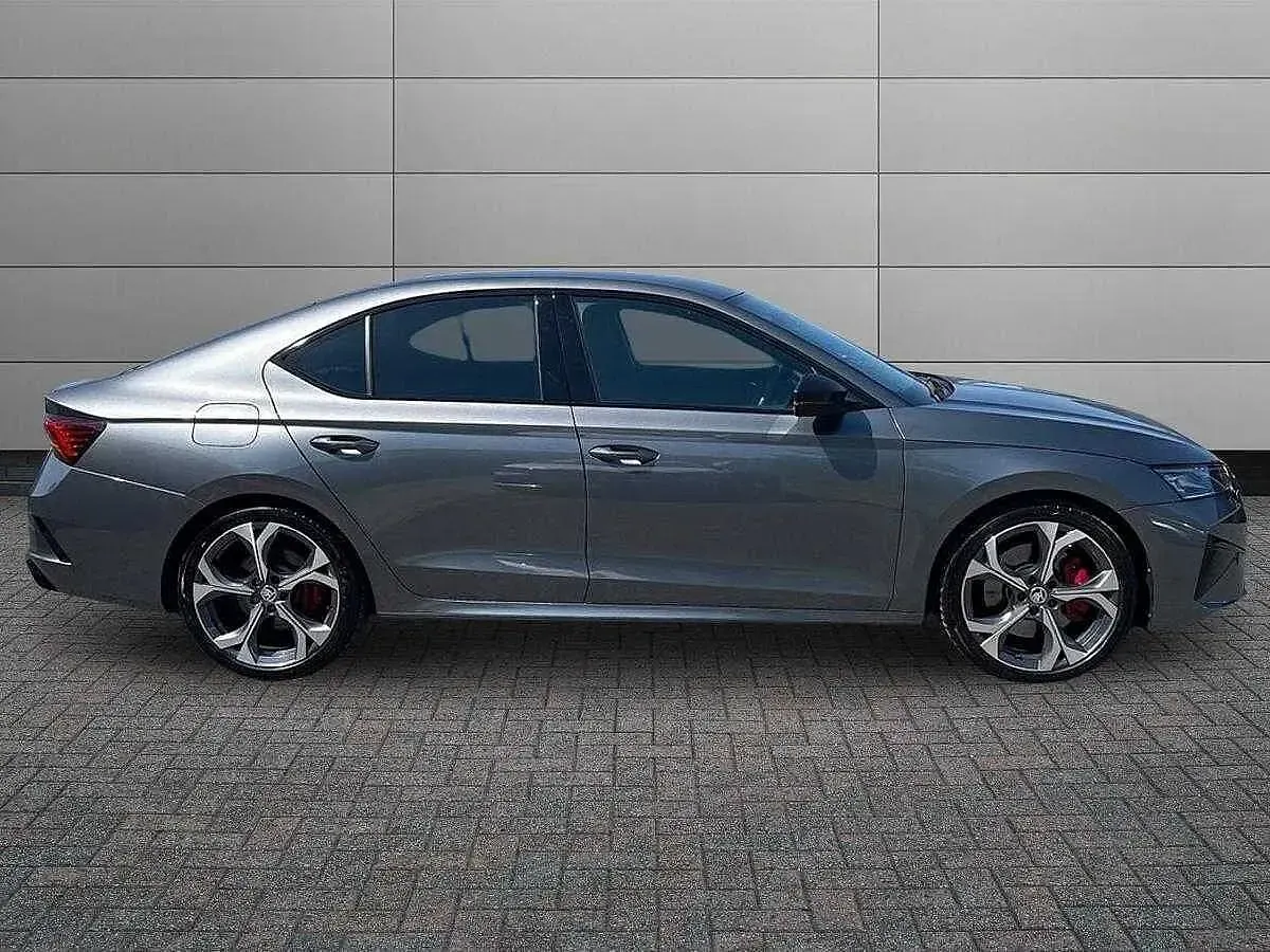 Used Skoda Octavia vRS 265 HP (194 kW) 2025 Graphite grey metallic Hatchback